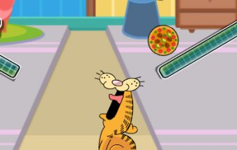 Garfield Eats Pizza