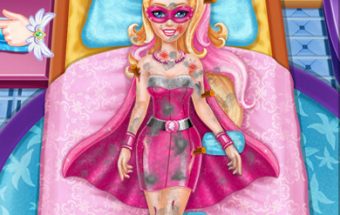 Super Barbie Ferita