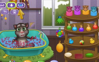 Baby Talking Tom Bathing