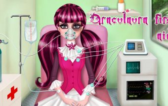 Draculaura First Aid