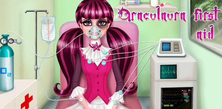 Draculaura First Aid